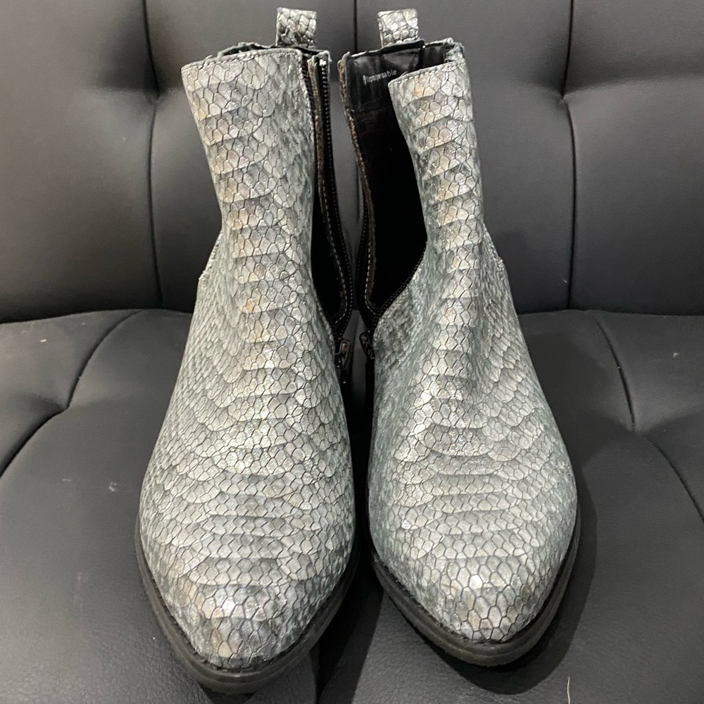 Euc Blondo Waterproof Booties - image 2